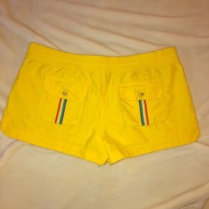 Roxy shorts with rainbow pockets! 🌈